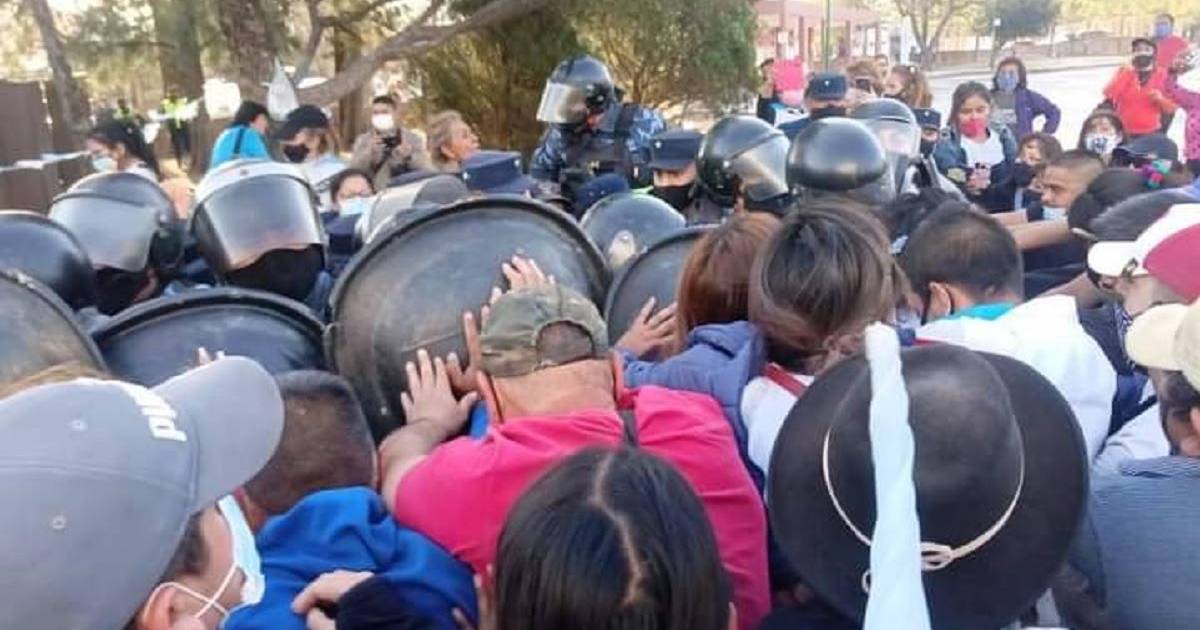 salta-represion-docente