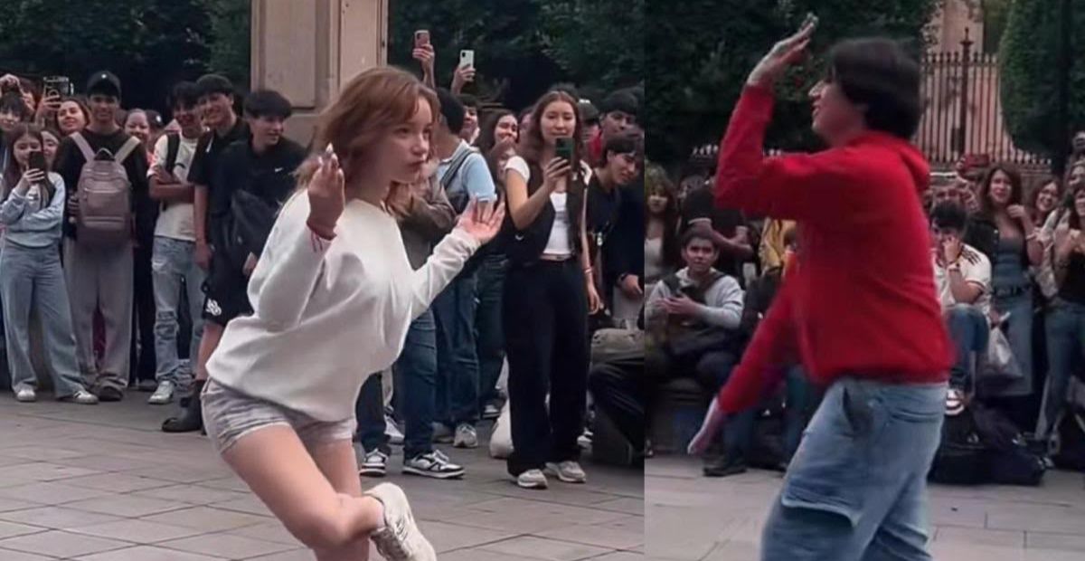Jóvenes reunidos en una plaza durante una batalla para farmear aura