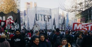 La movilización de las organizaciones sociales contra la baja del programa Volver al Trabajo