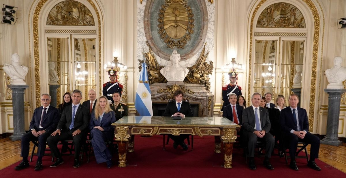 El análisis sobre la cadena nacional de Javier Milei respecto a las Islas Malvinas y la relación con Trump