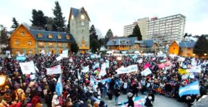 El referente Jorge Paulic convoca en Bariloche a la marcha del 15 de octubre contra el DNU 70/23 y por la educación