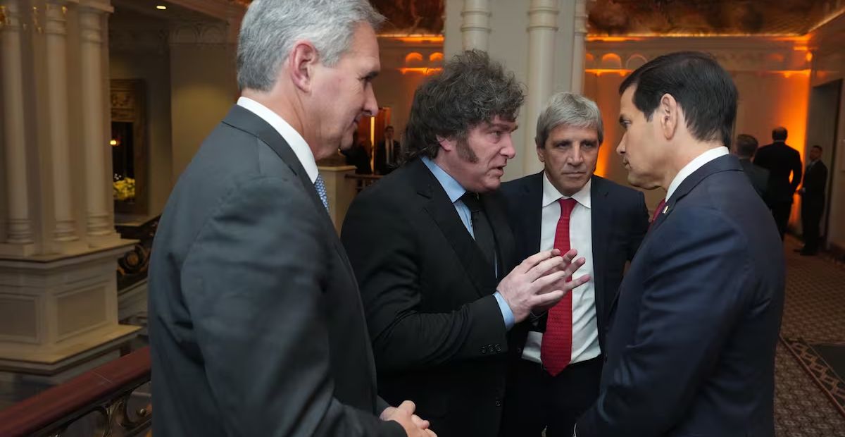 Los enviados de Donald Trump, Christopher Landau y Juan Pablo Segura, llegan a la Argentina por el Corredor Andes-Atlántico