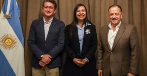 El nuevo reglamento estudiantil en la UNLaR impulsado por la rectora Albarez Gomez que impone censura y disciplinamiento